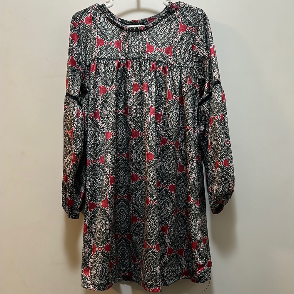 Jessica Simpson Chic Bohemian Long Sleeve Dress - Red and Black Pattern